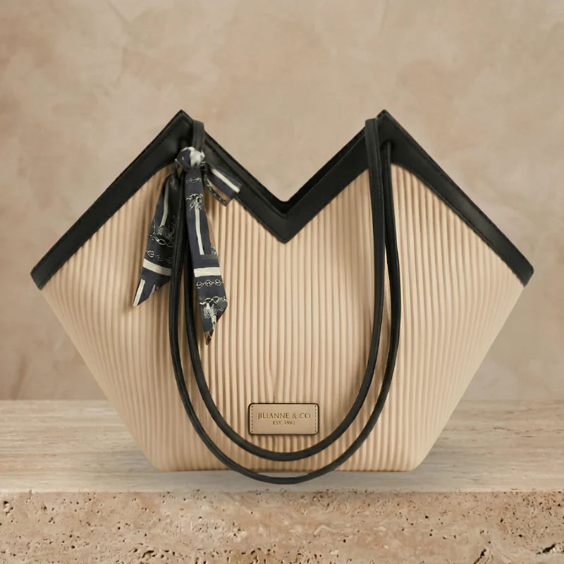 Royal V Cut Bag B/S-045