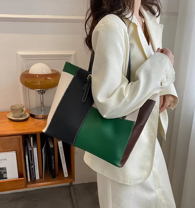 Urban Harmony Tote Bag B/S 052